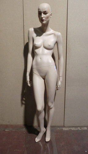 Lebensecht woman mannequin - lebensecht,