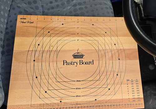 Wooden pizza pastry board with - wooden, pizza/pastry