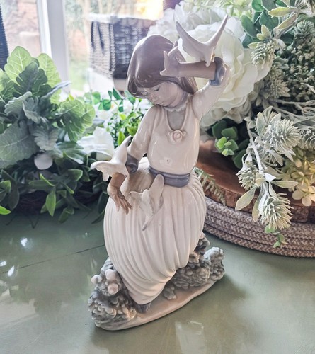 Lladro nao 423 - nao, girl