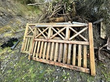 Pair Of Driveway Entrance