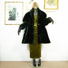Vintage Dark Green Faux Fur Coat – 1980s French Plush Long Jacket Size M