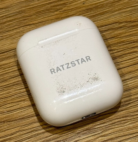 Genuine apple airpods charging - genuine,