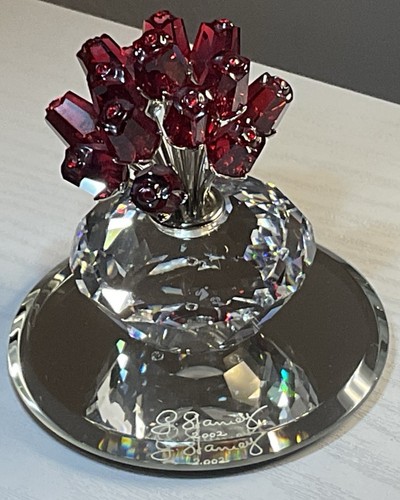 Swarovski crystal vase red - crystal,