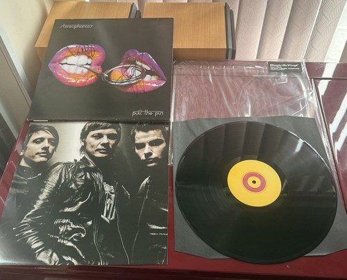 Band signed stereophonics pull - band,