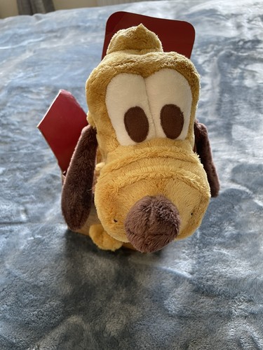Disney store exclusive pluto - exclusive,
