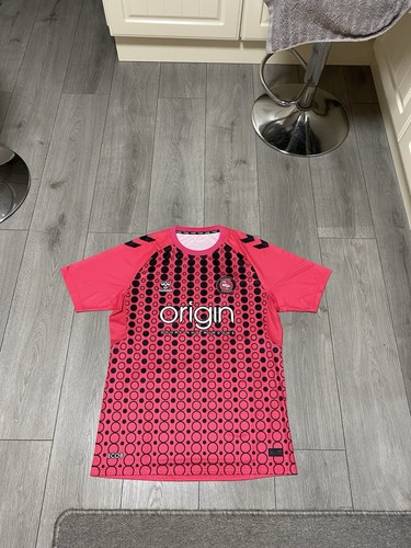 Wycombe wanderers pink black - wycombe,