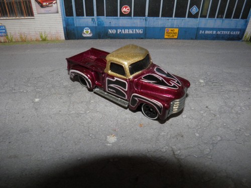 Hot wheels chevy truck - hot, '52