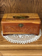 Vtg Carved Cedar Wood Jewelry