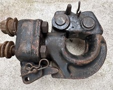 NATO Dixon Bate FV332153  Trailer Hitch  With Locking Pins  Used