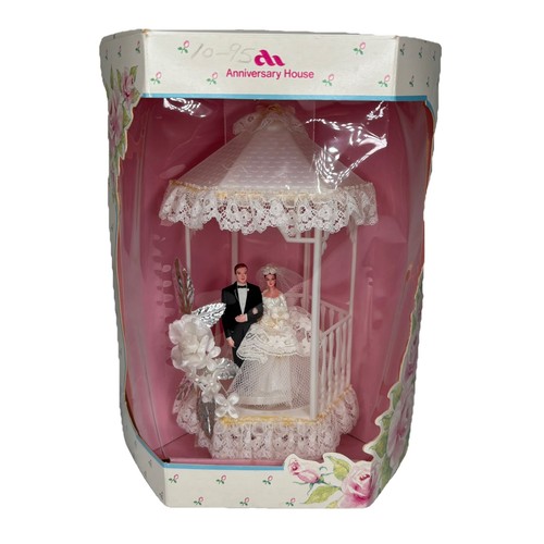 Vintage 80s wedding cake - 80s,