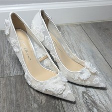 Betsey Johnson | Aimey Ivorey