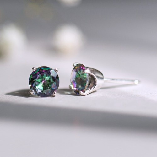 Alexandrite stud earrings 925