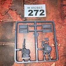 NIGHT GOBLIN & DWARF PLASTIC