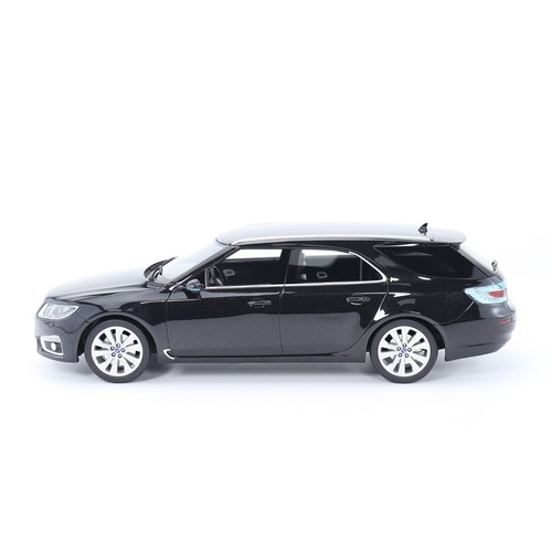 Saab 5 sportcombi - 1:18,