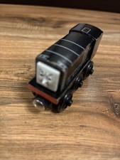 Brio Diesel Thomas And Friends Wooden  Train Set - Magnetic Train