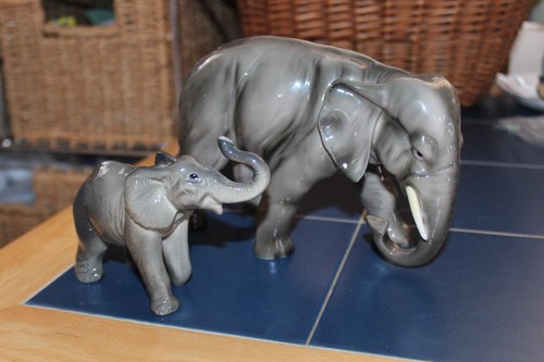 Grey ceramic elephants - 2,