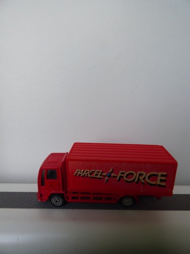 Corgi ford cargo truck - corgi, red