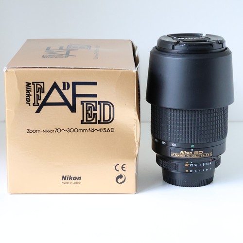 Nikon nikkor 300mm - 70-300mm, f4/5.6