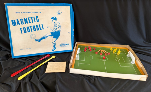 Vtg 1960s bells toys - vtg,