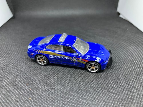 Matchbox 12 dodge charger - ‘12,