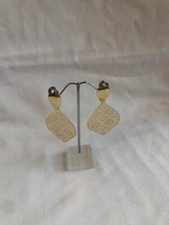 Womens gold costume jewllery