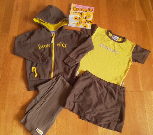 Brownies uniform hoodie - brownies,