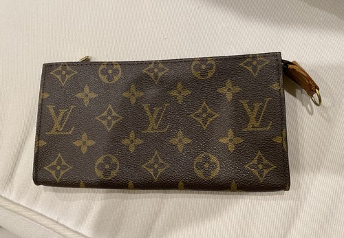 Louis vuitton bucket pouch - lv,