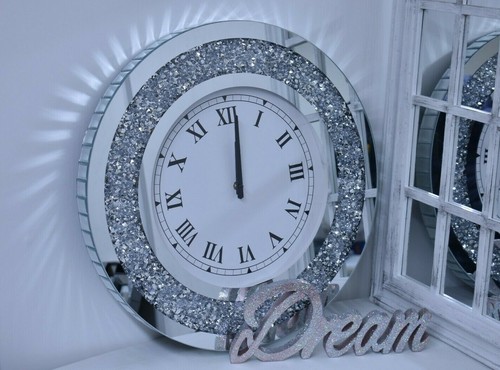 Large round crushed mirror - crushed,