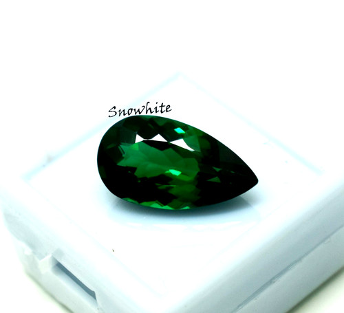 Natural green emerald - 8,
