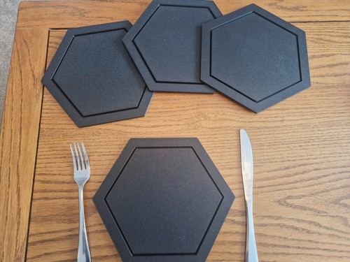 Hexagonal design table mat set - hexagonal,