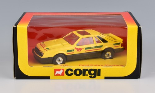 Corgi toys 370 fox - toys,