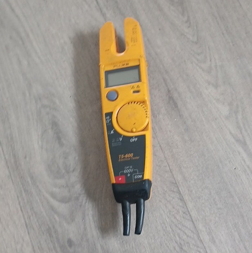 Fluke 600 cat iii handheld - fluke,