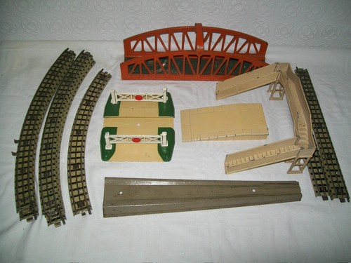 Hornby dublo rail - 3-rail, girder
