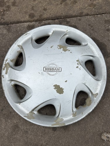 Nissan almera wheel trim - nissan, 14”