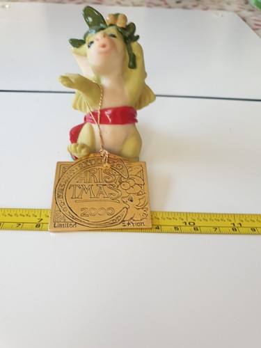 Pocket dragons under the - dragons,