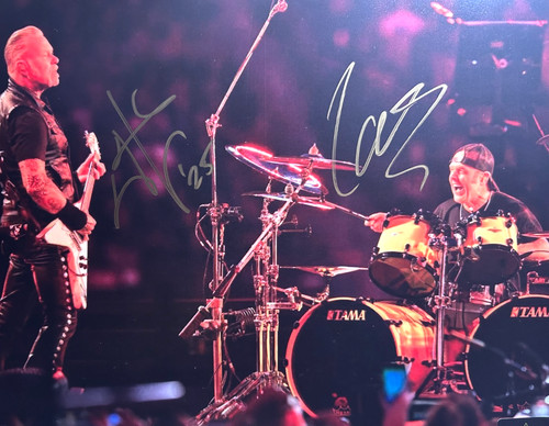 Metallica signed - (james,, lars)