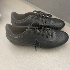 nike tiempo legend 10 Molded