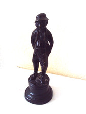 BRONZE FIGURE OF A MAN 8.5" OR