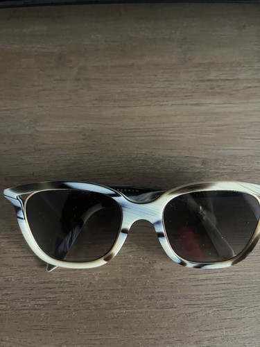 Victoria beckham sunglasses - victoria,