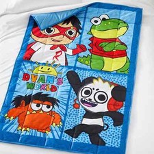 RYAN'S WORLD 40" X 60" KIDS