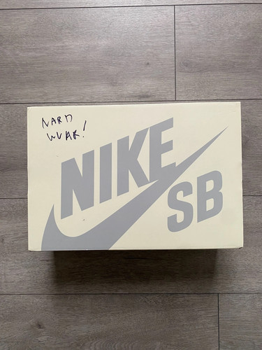 Signed box nike dunk - *,