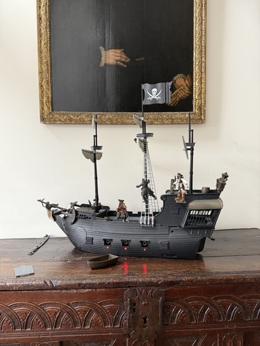 Ultimate black pearl - black,