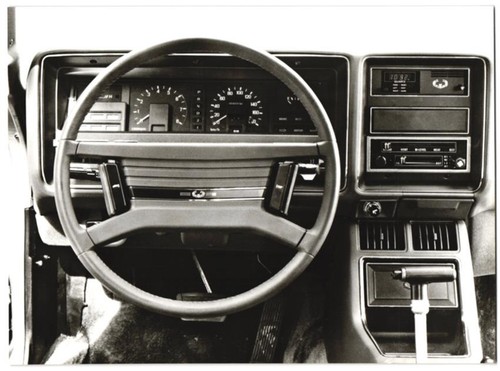 Photograph car datsun laurel - photograph,