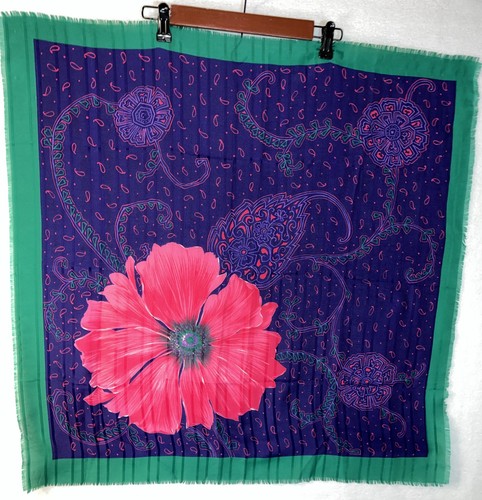X30 beautiful green - 30”x30”beautiful, &