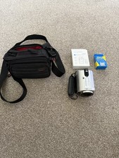 Sony Handycam DCR-SR32E 30GB HDD Digital Camcorder new battery and charger 