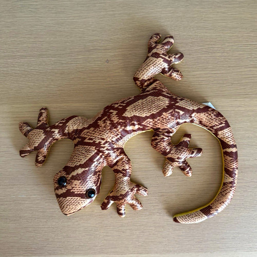 Brown beige gecko lizard - brown,