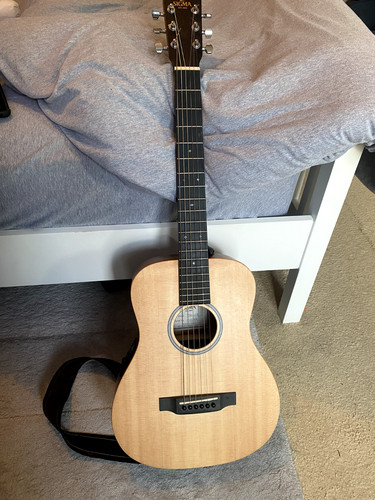 Sigma 12e guitar with - tm-12e, built