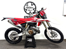 2024 Fantic XE 300 TBI 2 Stroke Enduro KTM EXC Husqvarna GasGas Beta