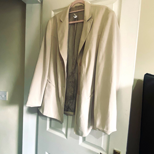 Gerry weber beige - button, front