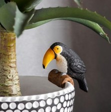 Toucan Plant Pot Hanger Small
